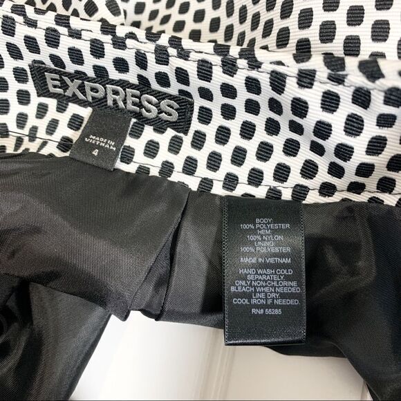 NWT Express High Waisted Polka Dot Skirt Size 4 - Picture 9 of 10